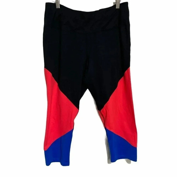 Livi Active 14/16 color block capris tights‎ - Picture 1 of 5